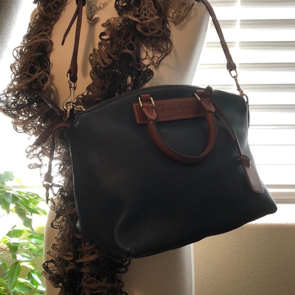 💯%AUTHENTIC  Dooney & Bourke Pebble Grain Satchel Large - Picture 4 of 9